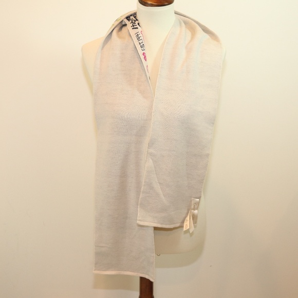 Coach Wool Scarf Logos - Picture 5 of 7